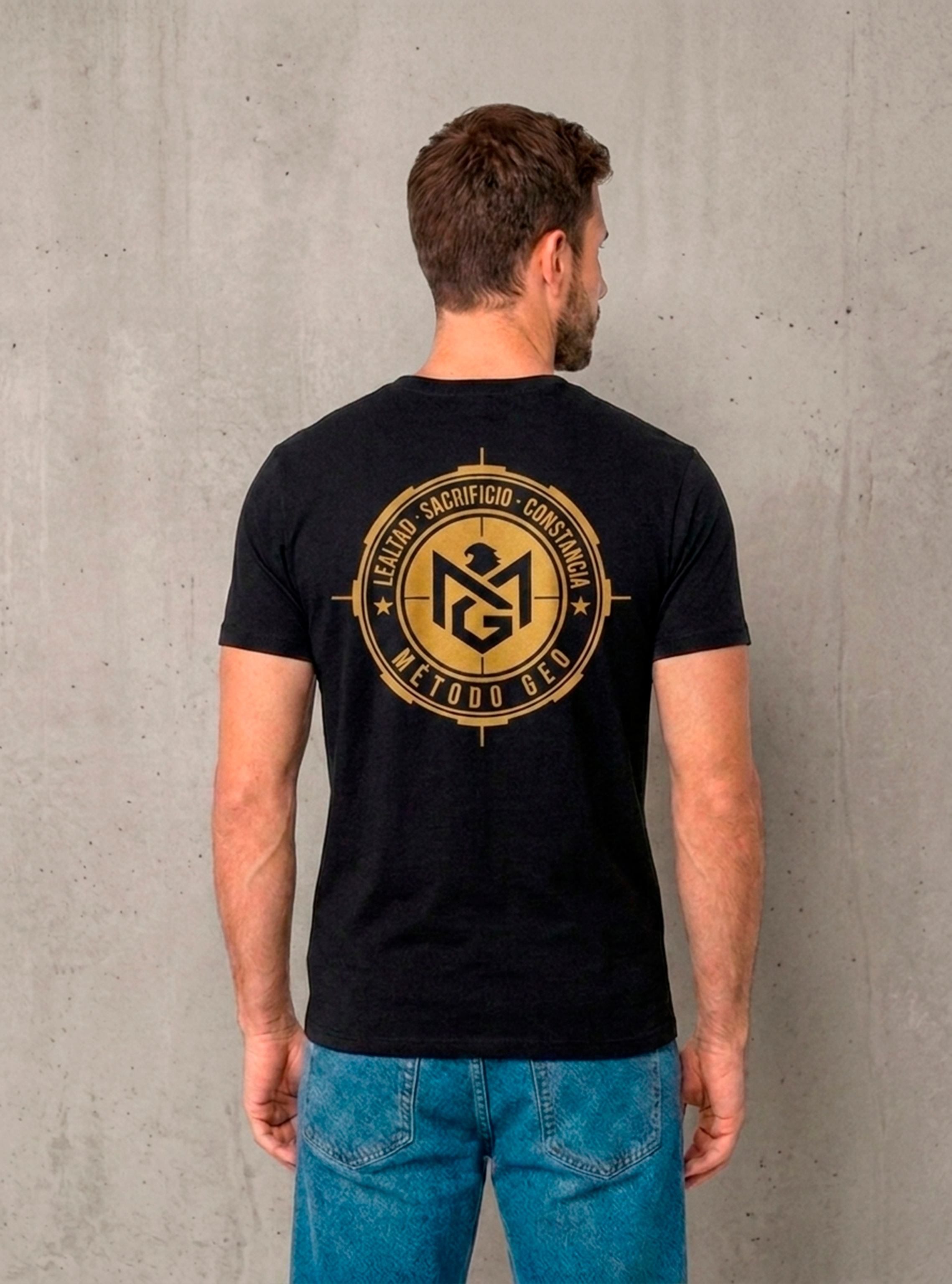 Camiseta Escudo MG — espalda